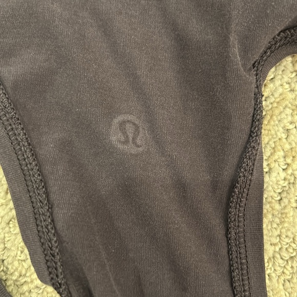 lululemon tank - Picture 2 of 2
